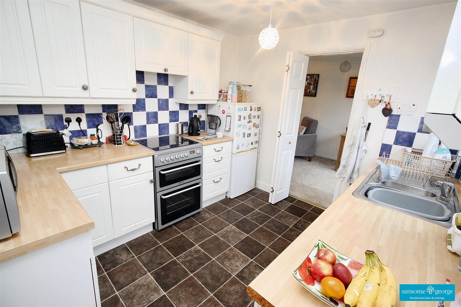 Kentwood Close, Tilehurst, Reading